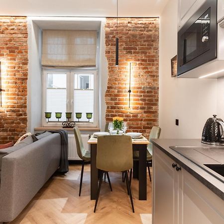Charm & Comfort Renovated Gem In Old Town Sarego Apt B Krakau Buitenkant foto